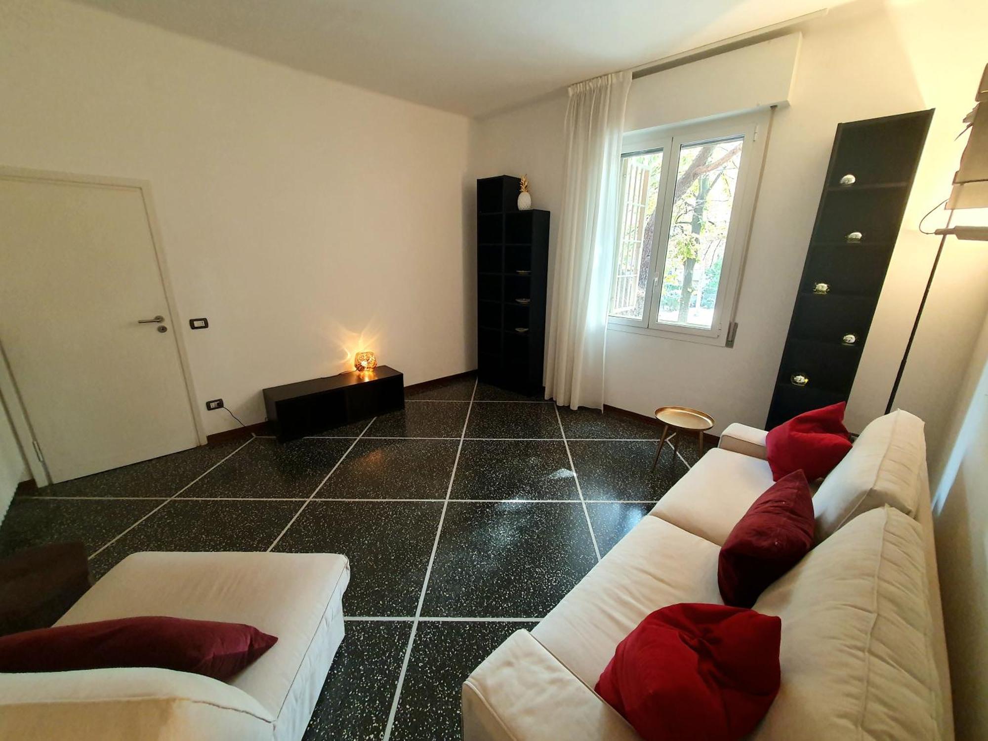 Spacious Three-Room Apartment In Saragozza Bologna Ngoại thất bức ảnh